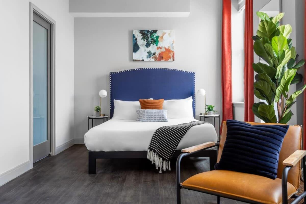 Walk Score Of 98 Perfect Downtown Location Apartment